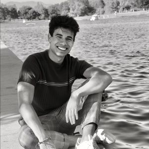 Meet your Posher, Alex